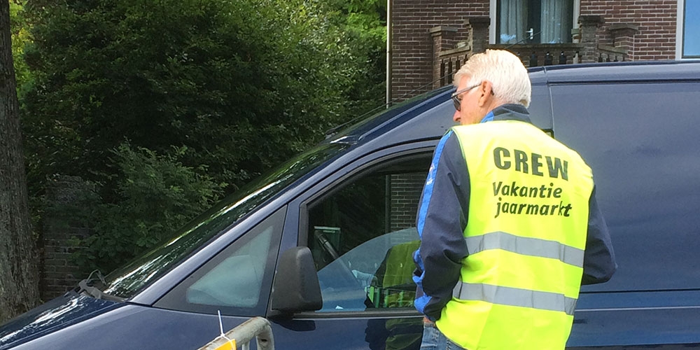 Ook bij de Vakantiejaarmarkt in Mill maakt de organisatie, RKSV Juliana en Stichting Activiteiten Mill, gebruik van vele vrijwilligers. (Foto Cockie Kremers)