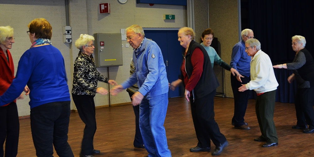 De koren en volksdansers werken aan hun repertoire. (Foto: Jan Maas)