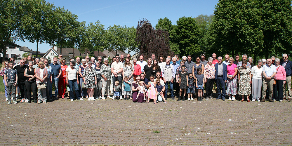 80-jarig jubileum van Buurtvereniging De Karstraat