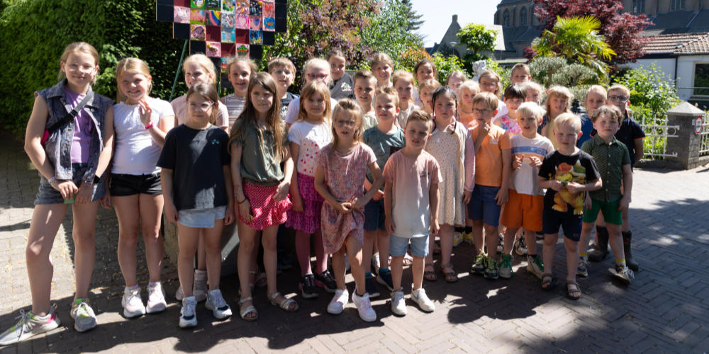 Jeugd Hobby Centrum Mill onthult kunstwerk voor de Millse kunstroute