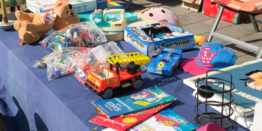 Laatste weekend om aan te melden als deelnemer aan Stoep-, Schuur- en Garageverkoop in Mill