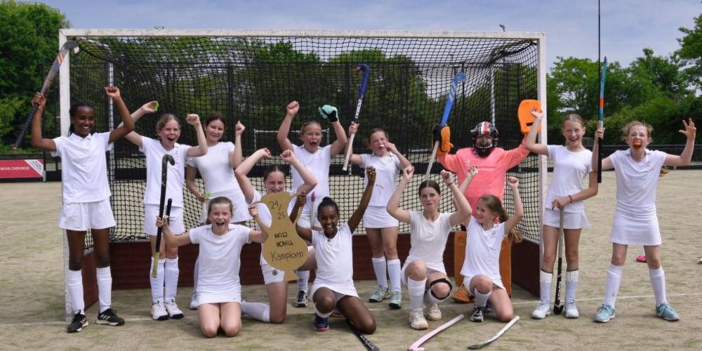 MO12 Hockey Club Mill kampioen!