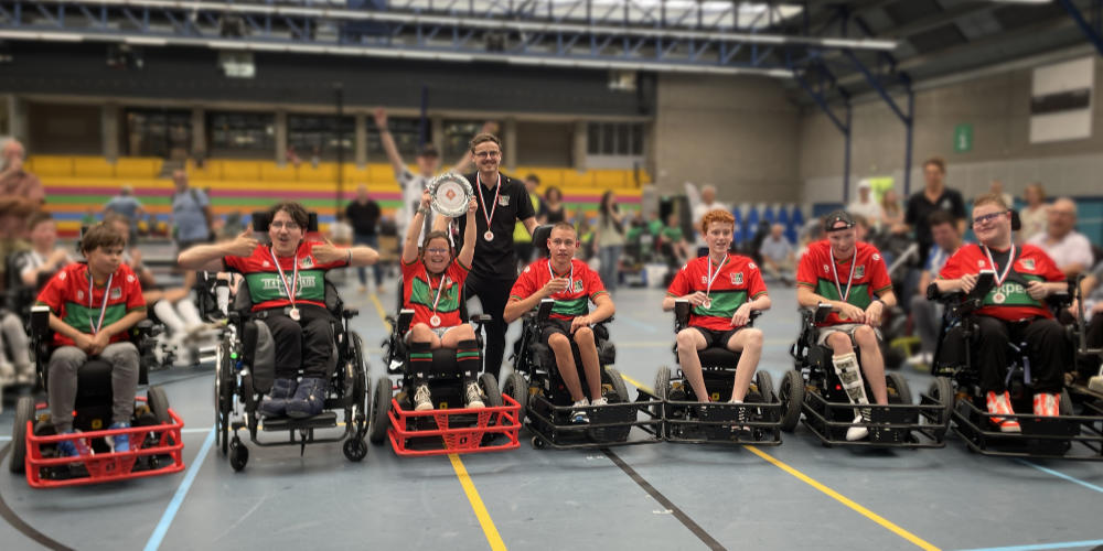Emma (14) uit Mill landskampioen Powerchair Football!