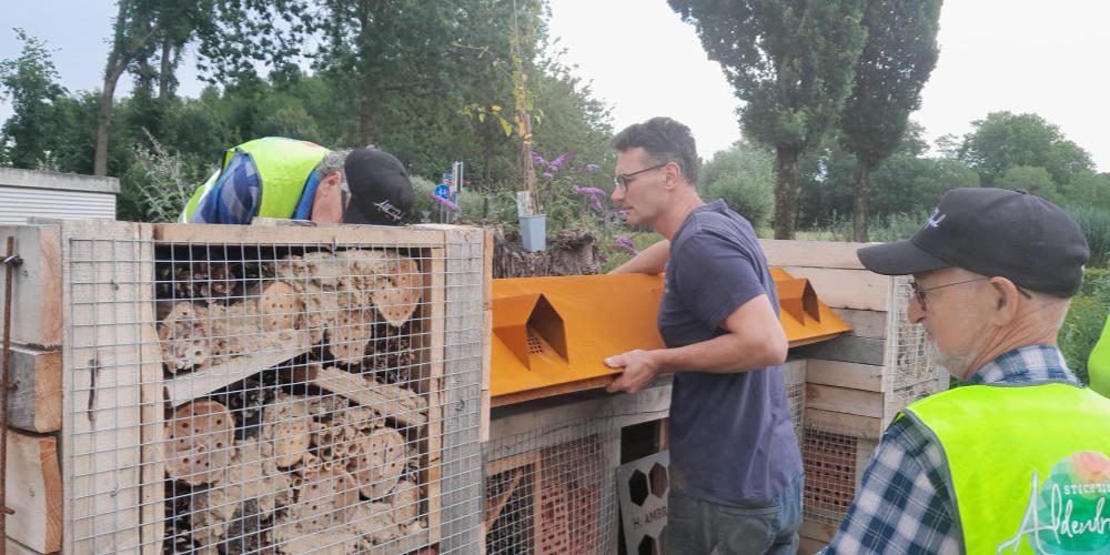 Feestelijke opening van unieke bijenburgt in Aldendrielpark op zaterdag 12 juli