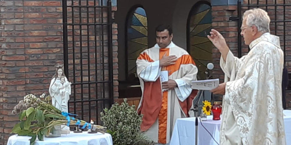 Mariaviering op 15 augustus bij Mariakapel Acaciahof in Mill