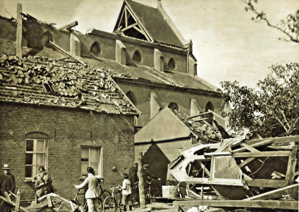 Tentoonstelling 50 jaar Heemkundekring Felix Walter en stormramp 1925 in Langenboom