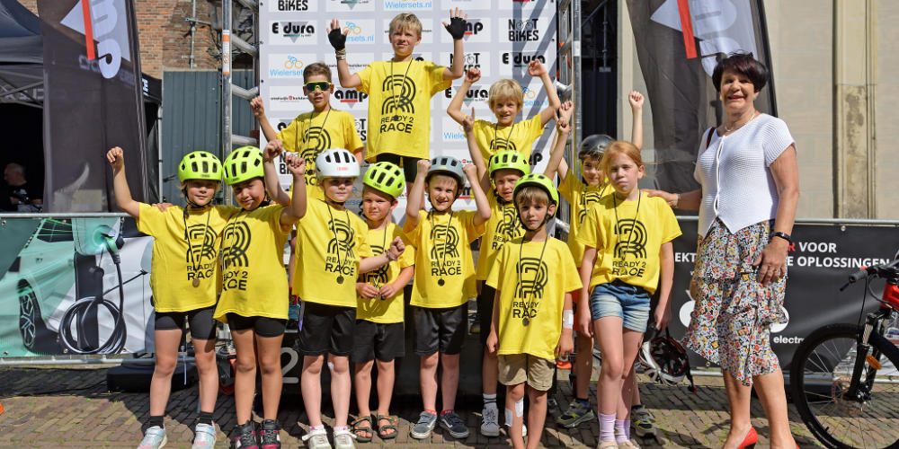 Vierde Vestingronde: Maasland Cycling werkt op de keitjes van Grave verder aan toekomst