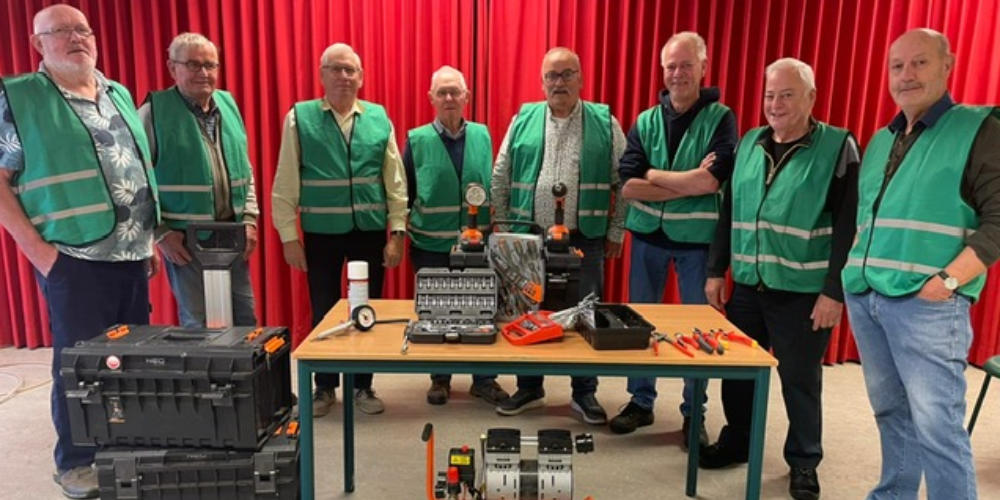 Fietsverlichtingscontrole door het Hobby Centrum Mill