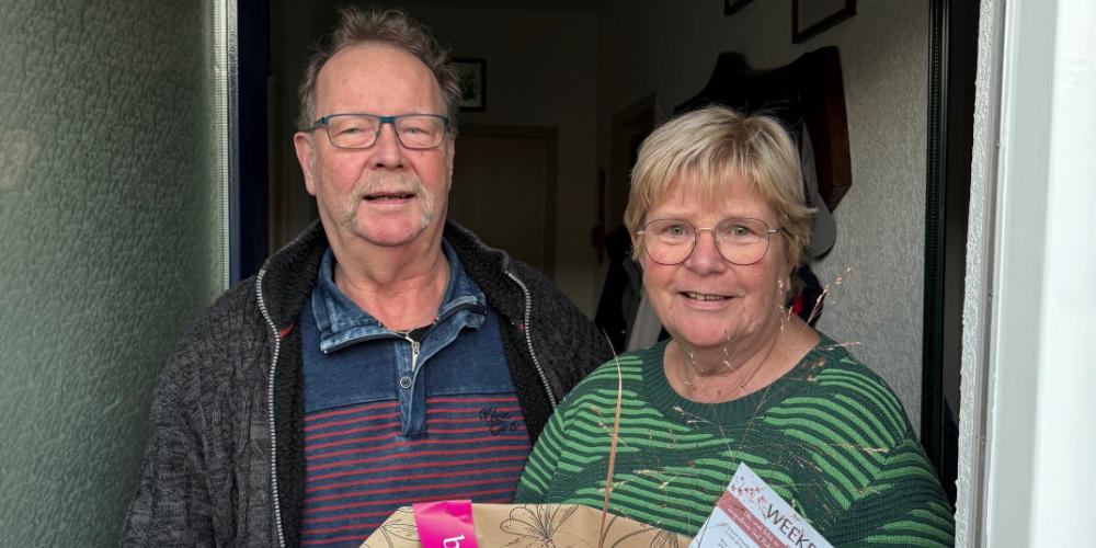 Weekboeket voor Theo en Nelly Thoonen in Mill