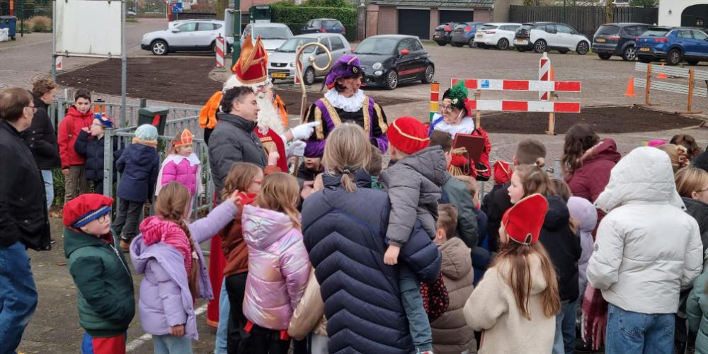 Hoog bezoek op De Schare in Sint Hubert