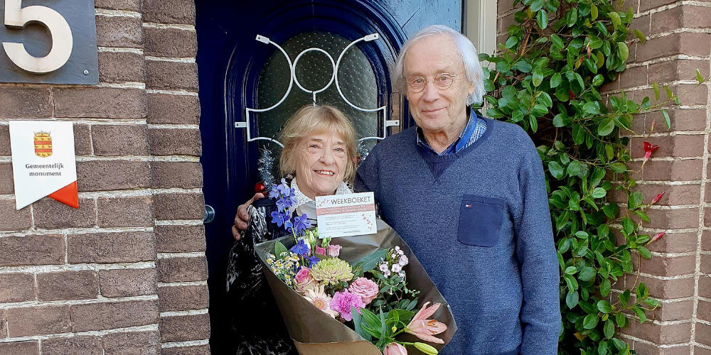 Weekboeket voor Toos en Peter Goossens in Mill