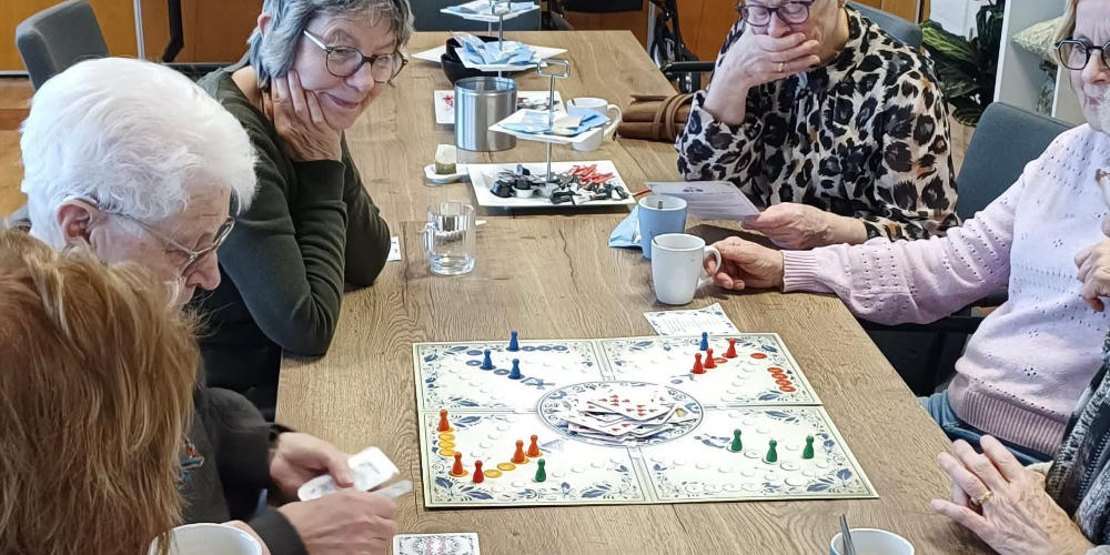 Gezellige spellenproeverij bij Ontmoetingscentrum De Klik