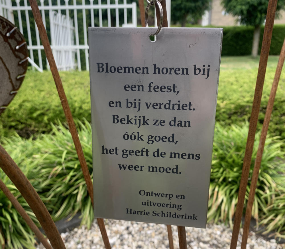 Bijzonder kunstwerk krijgt ereplaats bij Fiore Uitvaartzorg in Sint Hubert