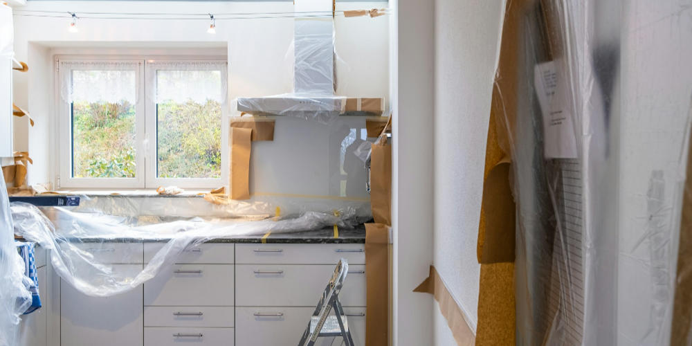 Oude keuken eruit, nieuwe nog niet: zo kom je de tussentijd door