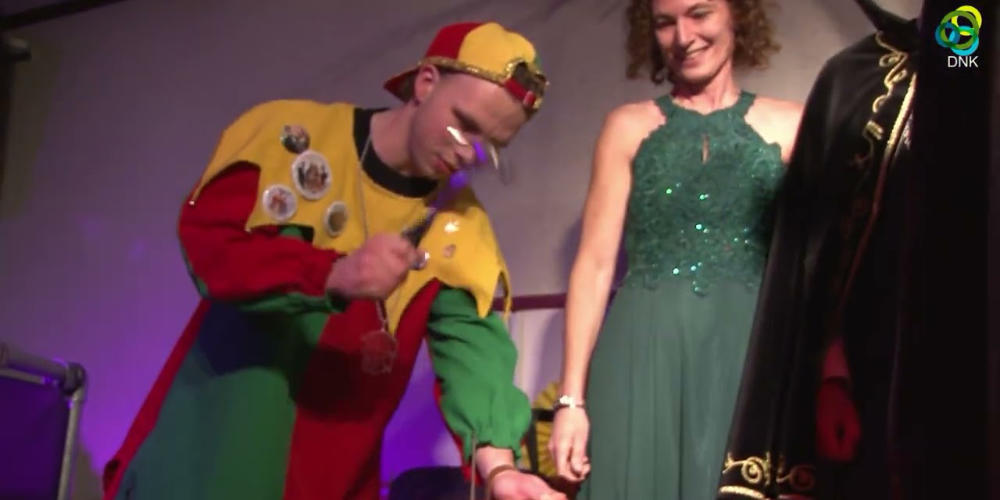 Video: Sleuteloverdracht aan carnavalshoogheden uit Wilbertoord, Langenboom, Sint Hubert en Mill